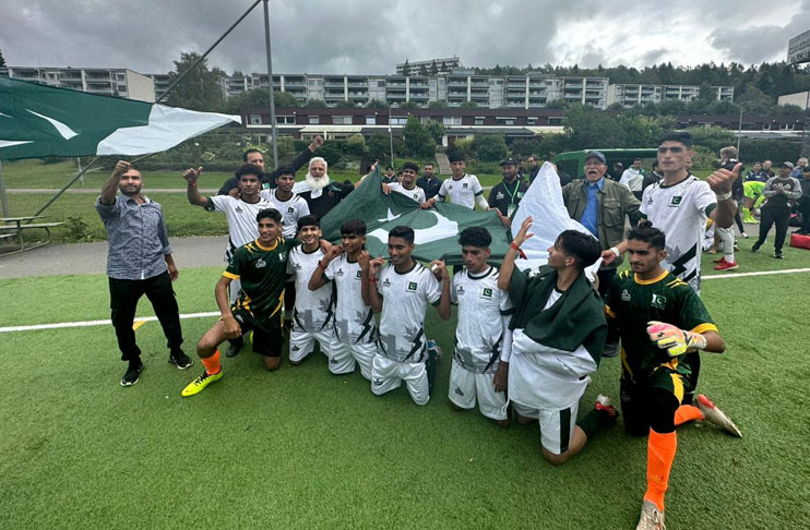 Pakistan Dominates Årvoll IL, Advances to Second Round of Norway Cup