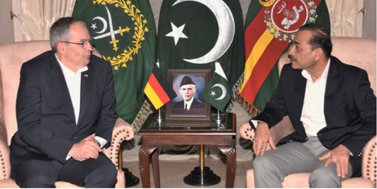 COAS and Chief of German Army Hold Talks on Regional Security