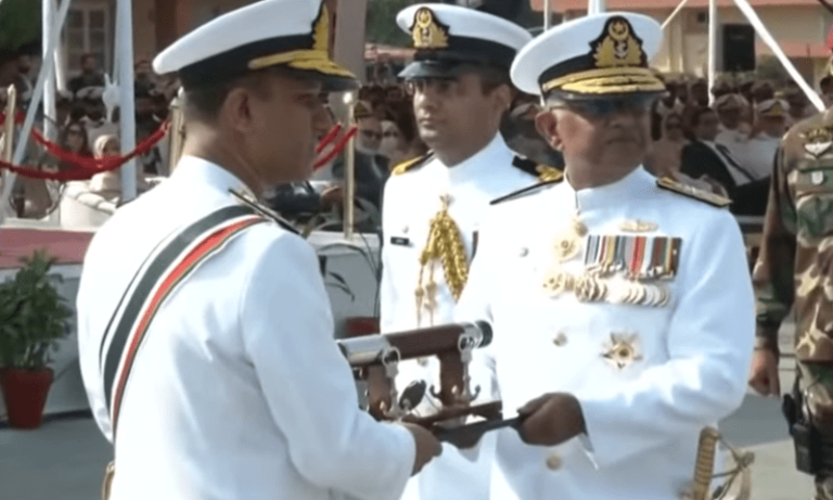 Admiral Naveed Ashraf Assumes Office as New Naval Chief